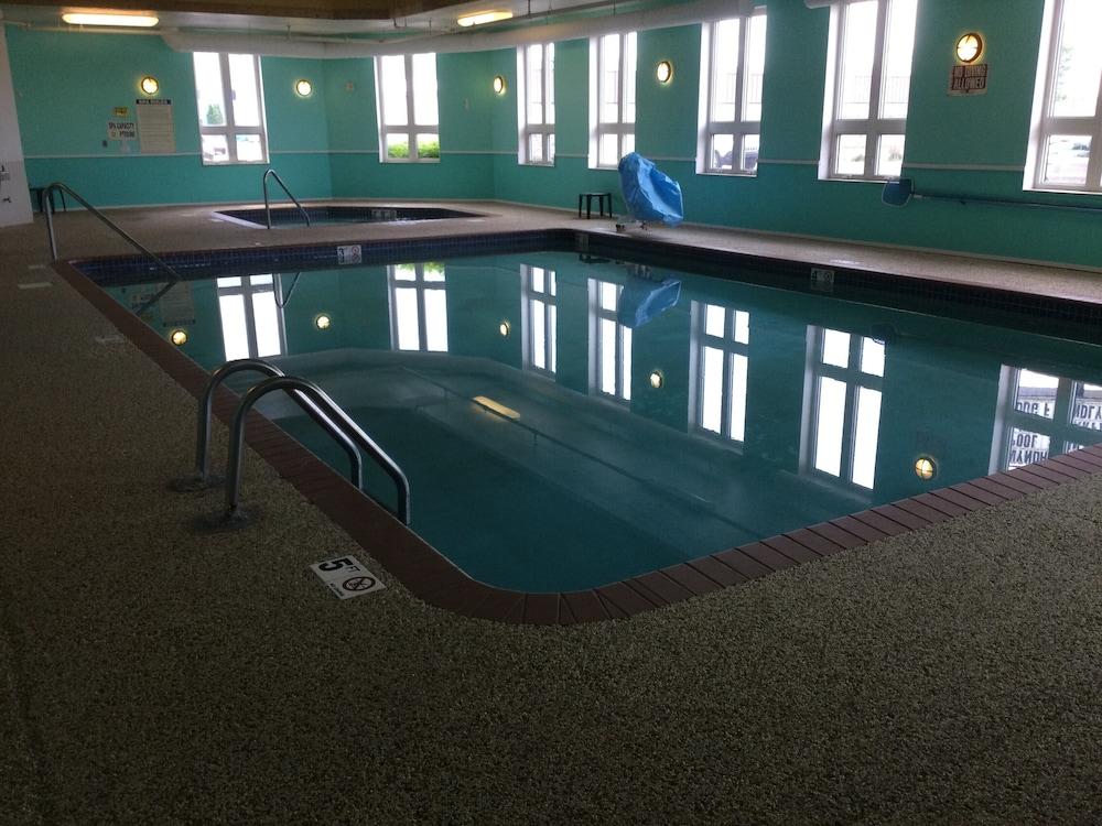 فندق Super 8 By Wyndham سو ساينت ماري المظهر الخارجي الصورة