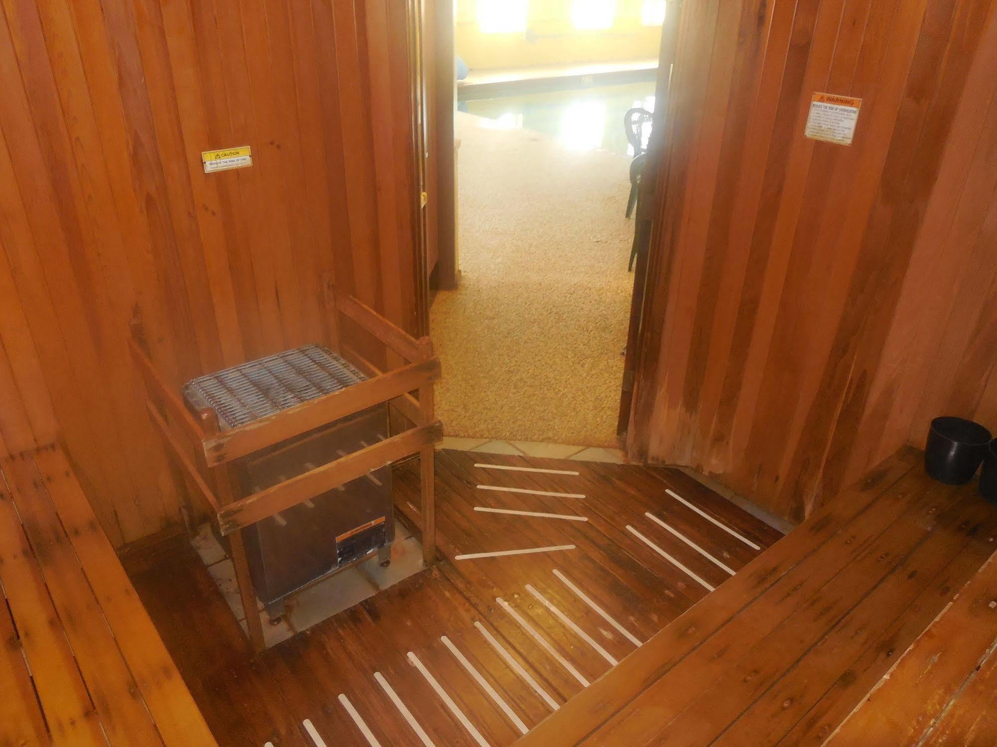 فندق Super 8 By Wyndham سو ساينت ماري المظهر الخارجي الصورة